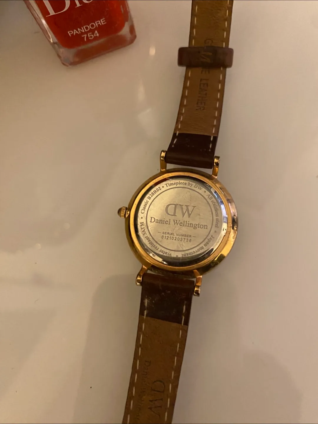 Daniel Wellington women’s watch image indicator(4)