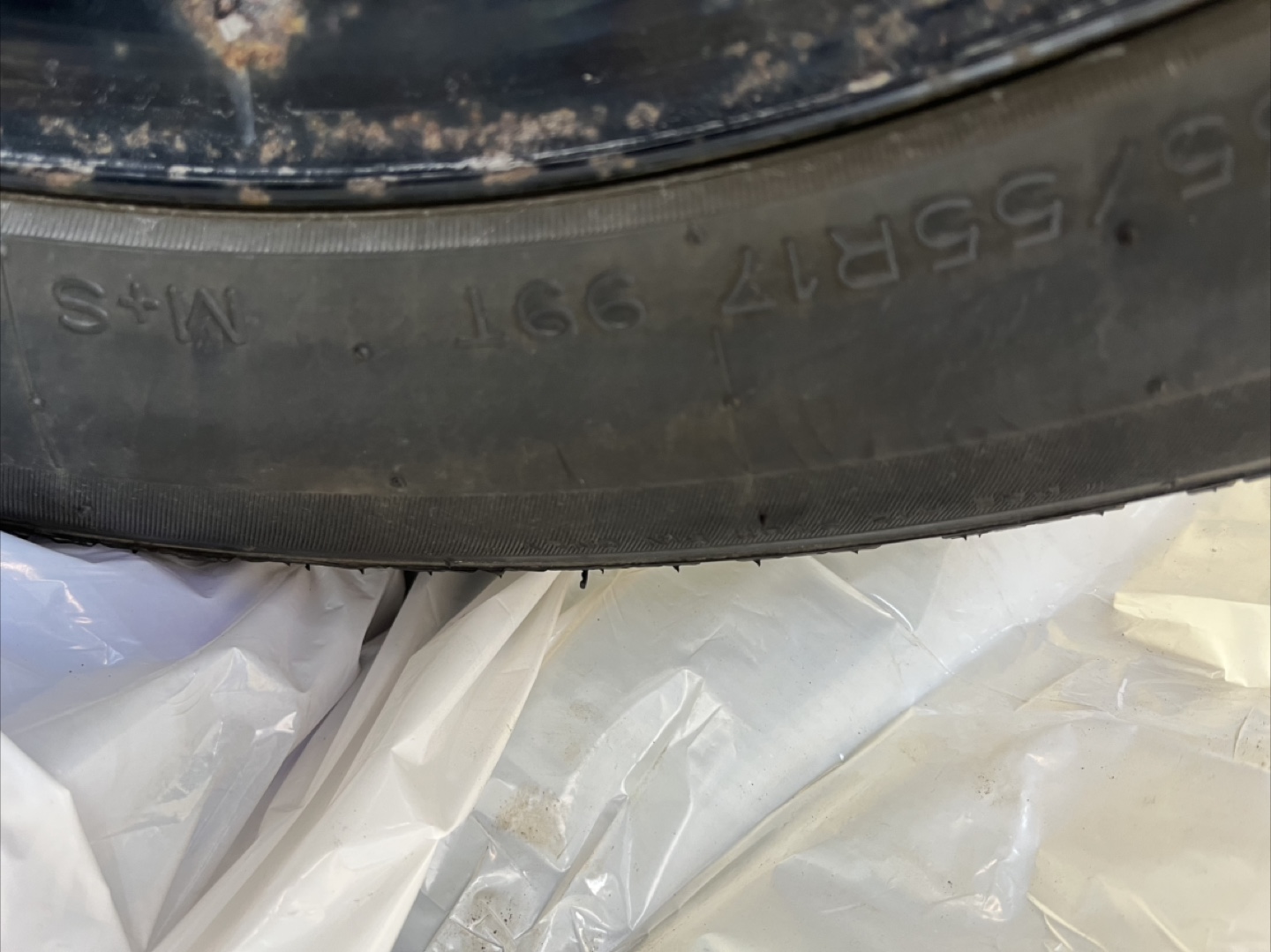 Used 235/55R17 Winter Tire on Steel Rim - photo 3