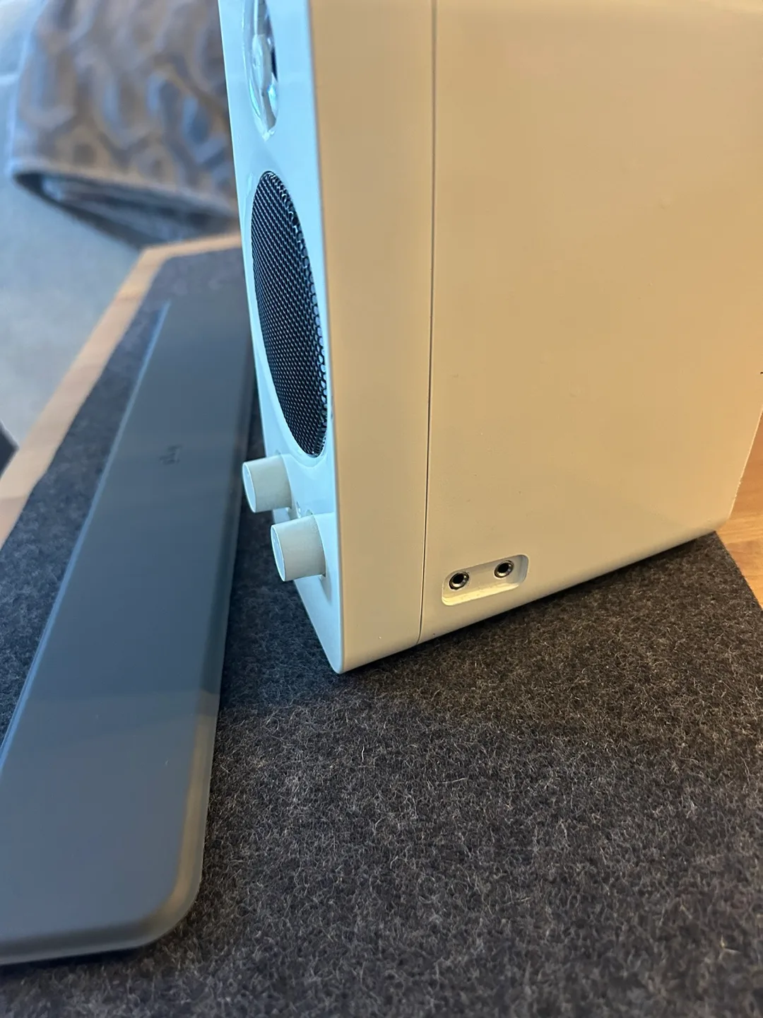 Creative customer made Speakers image indicator(3)