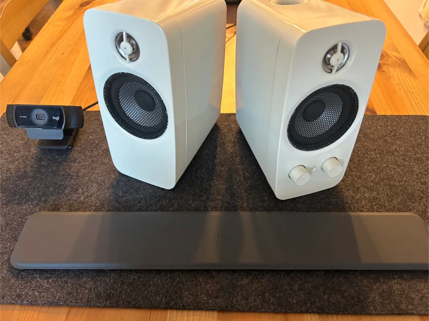 Creative customer made Speakers image indicator(5)