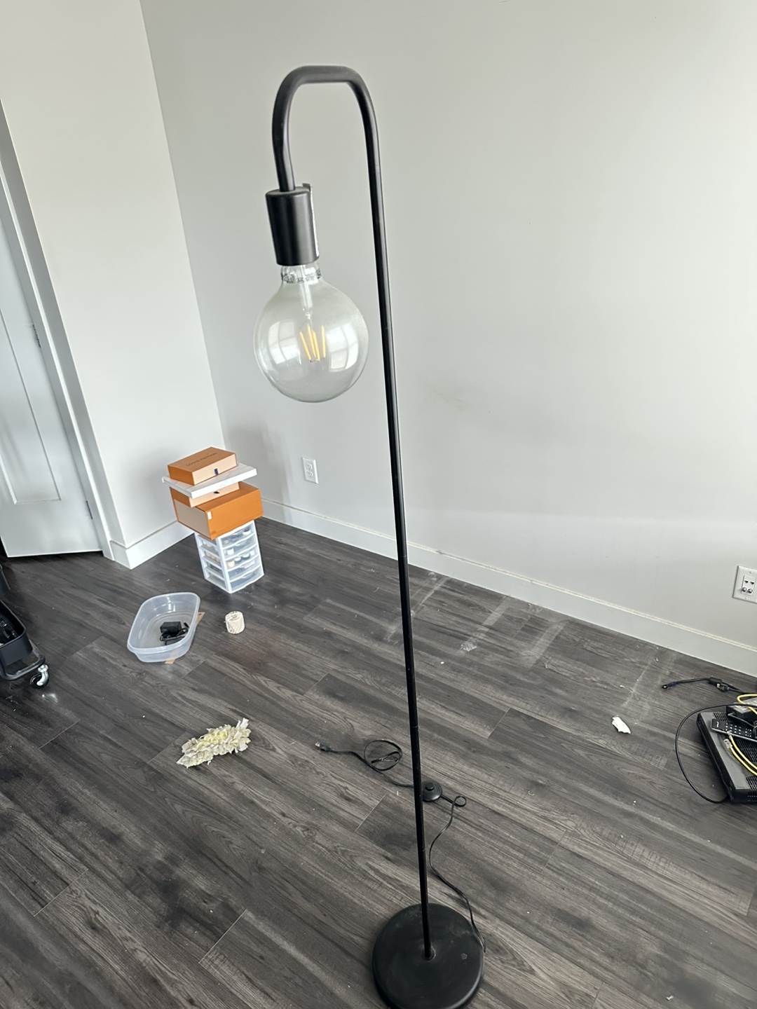 Black Industrial Style Floor Lamp - photo 2