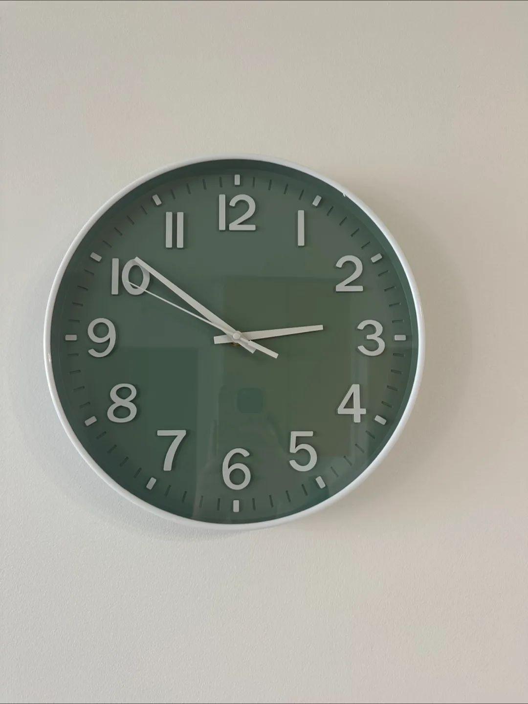 Silent 12 inch Wall Clock thumbnail