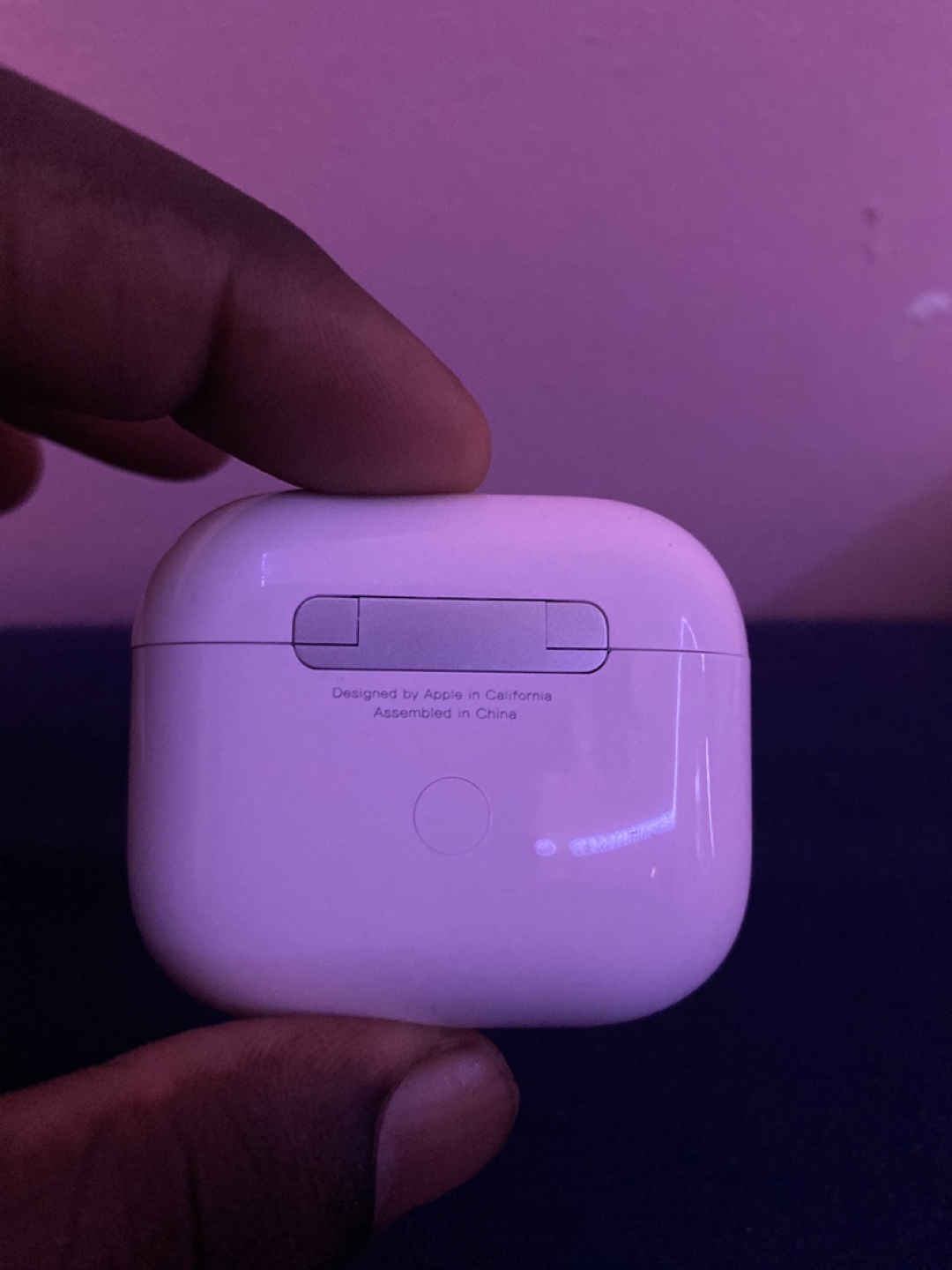 Apple AirPods Pro (2nd Generation) with Charging Case - photo 2