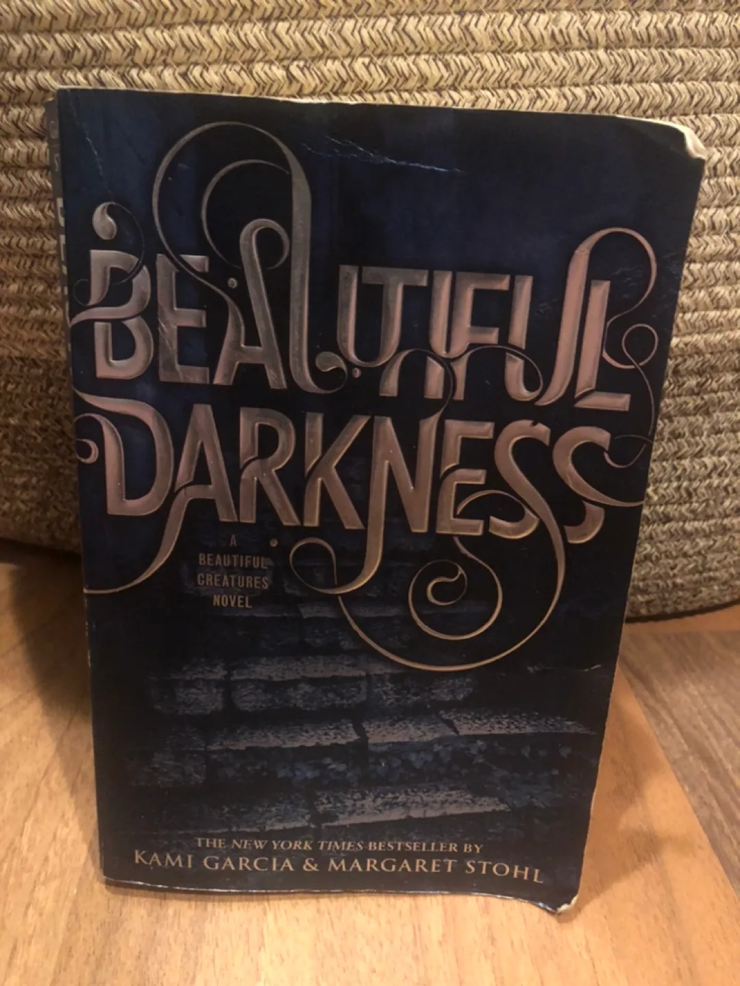 Beautiful Darkness: A Beautiful Creatures Novel thumbnail
