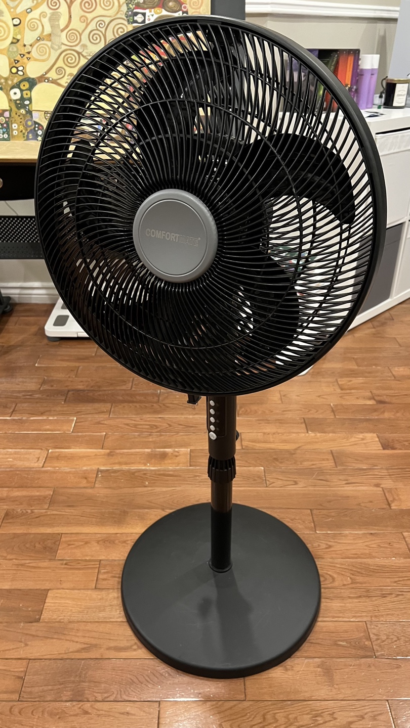 ComfortMate Stand Fan with Remote & Cover