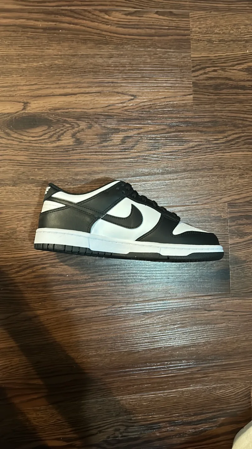 Nike Dunk Low Retro Black White Sneakers image indicator(3)