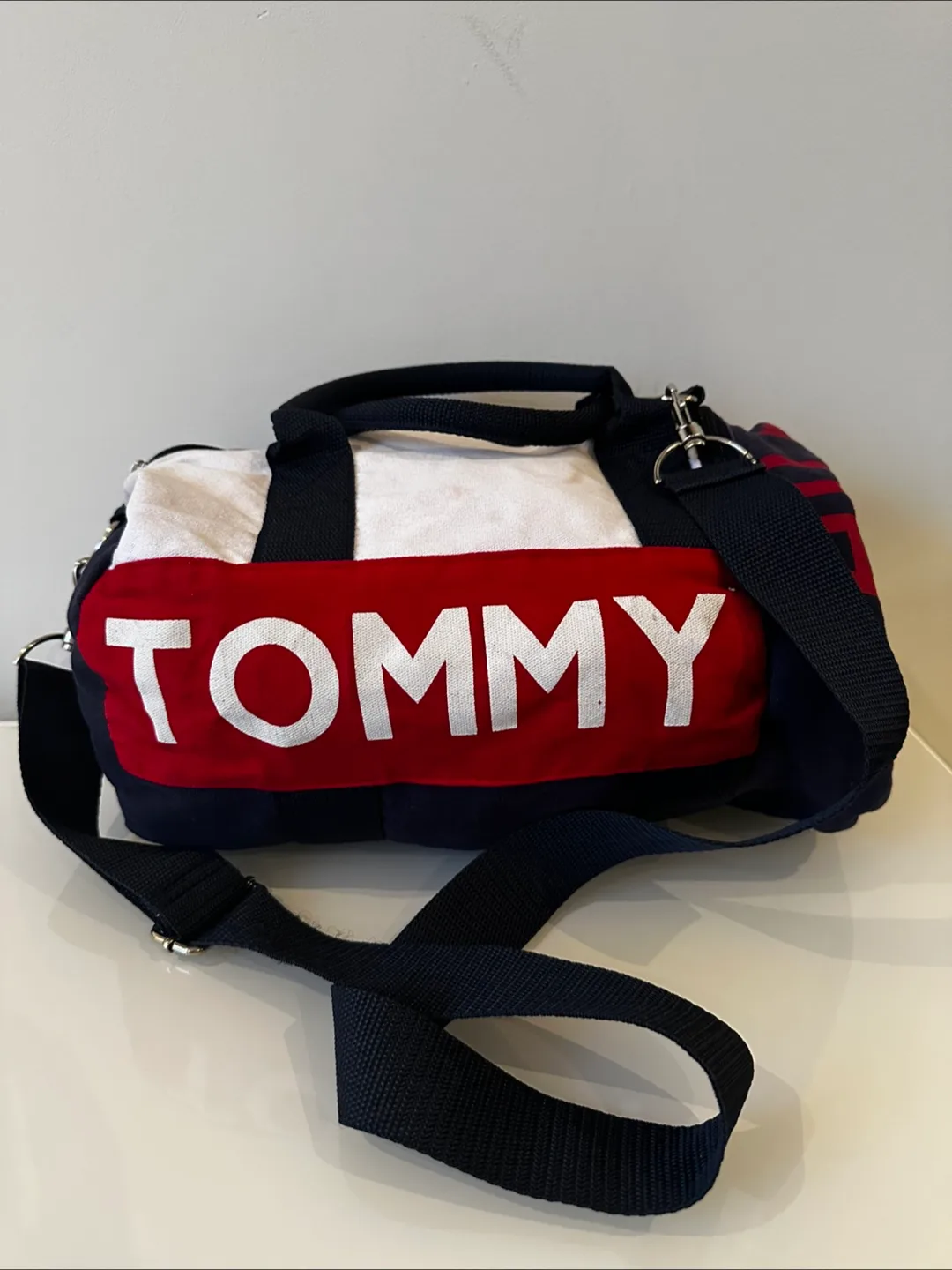 Tommy Hilfiger Weekender Bag thumbnail