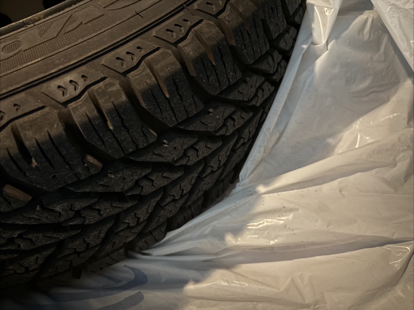 Goodyear Used Winter Tire on Rim - photo 4