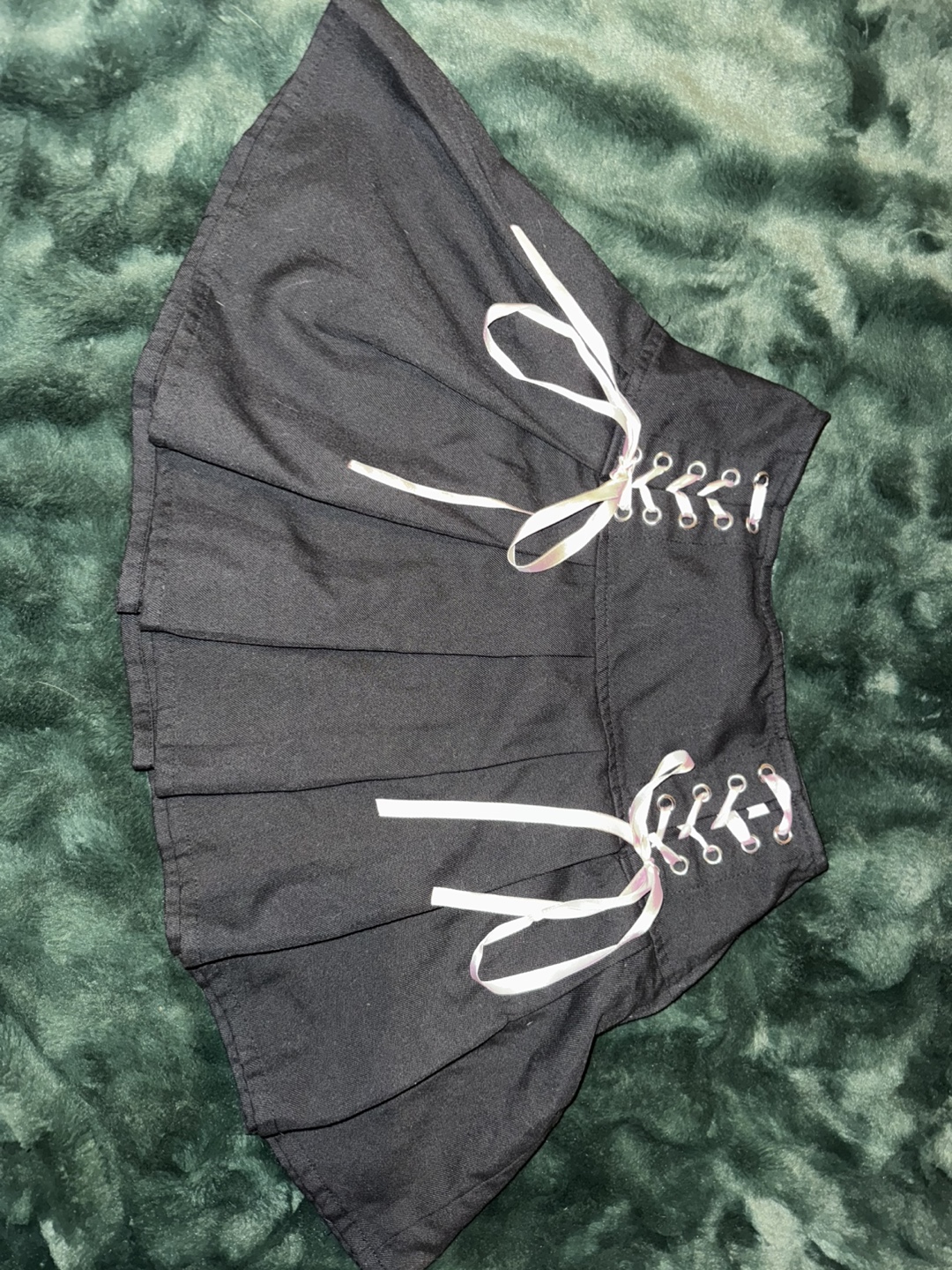 Black pleated mini skirt with lace-up detail and ribbons - photo 2