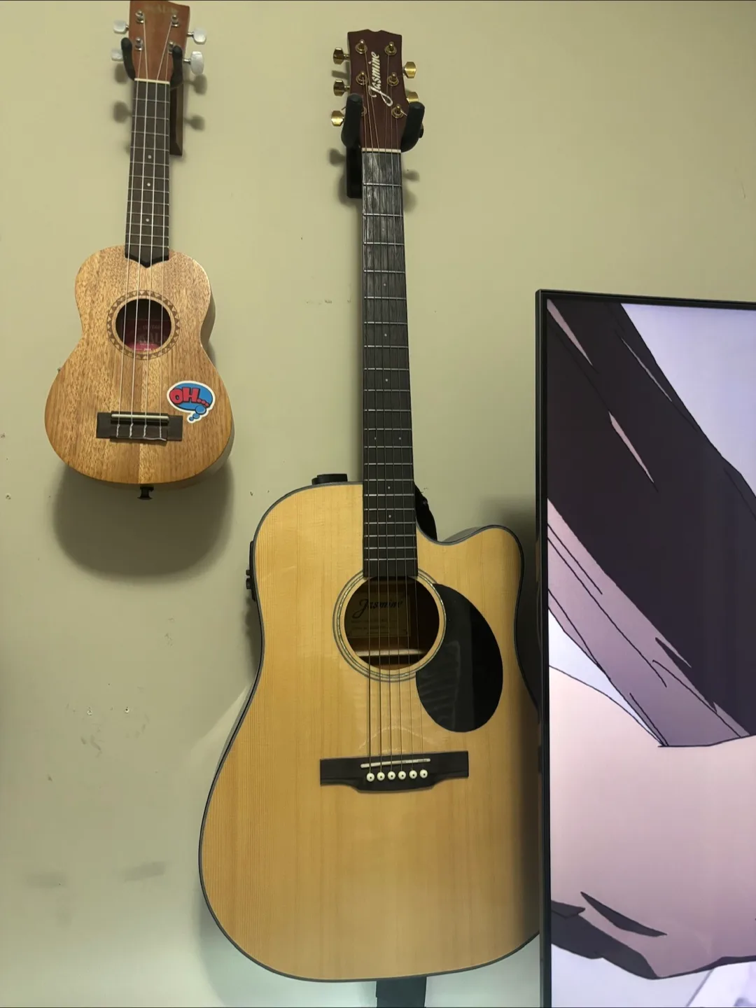 Jasmine Acoustic Guitar & Three Pairs of Basketball Shoes image indicator(5)