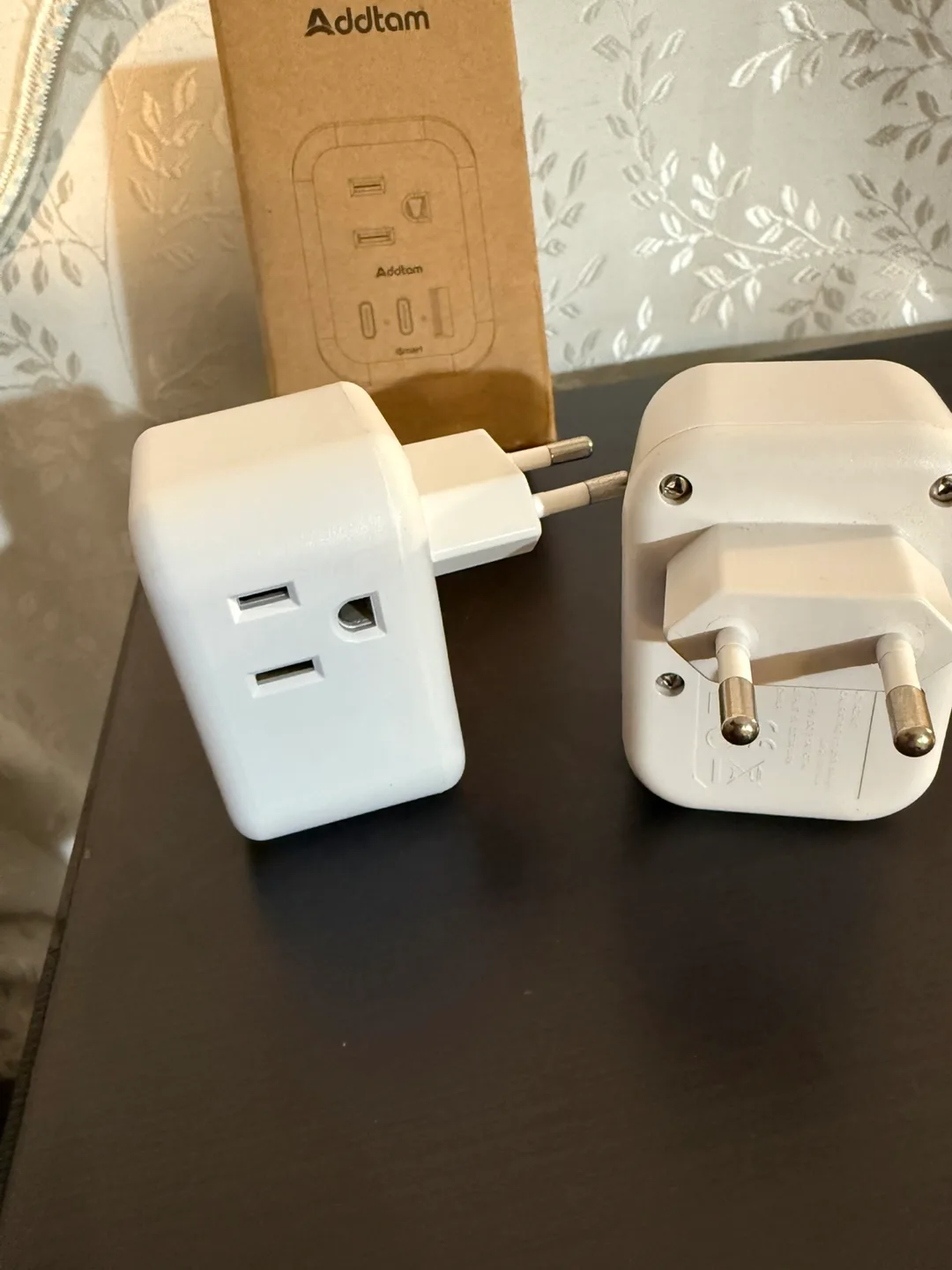 Addtam 2-Pack Smart USB Wall Travel Adaptor thumbnail