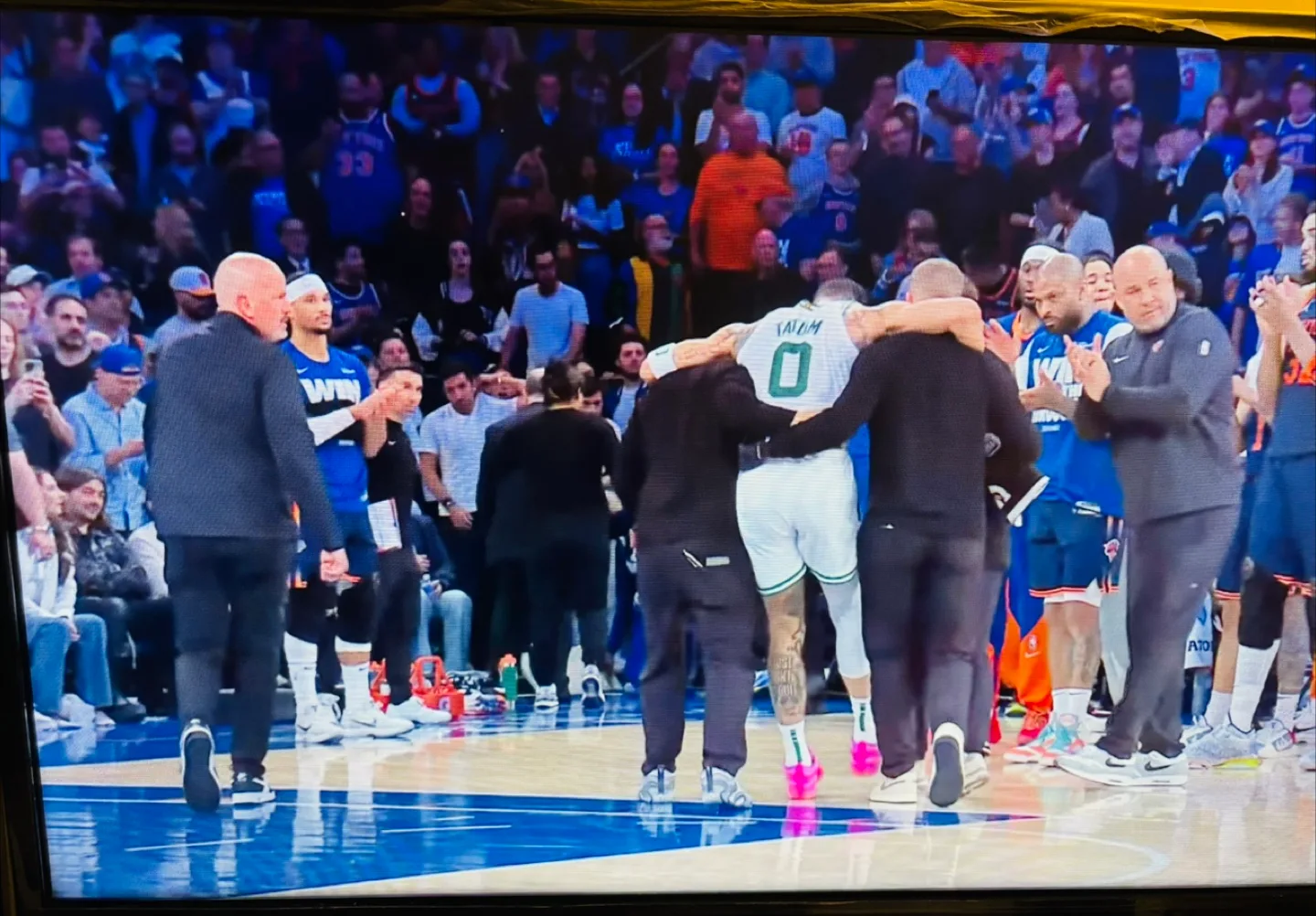 TCL smart TV 32 inch image indicator(5)