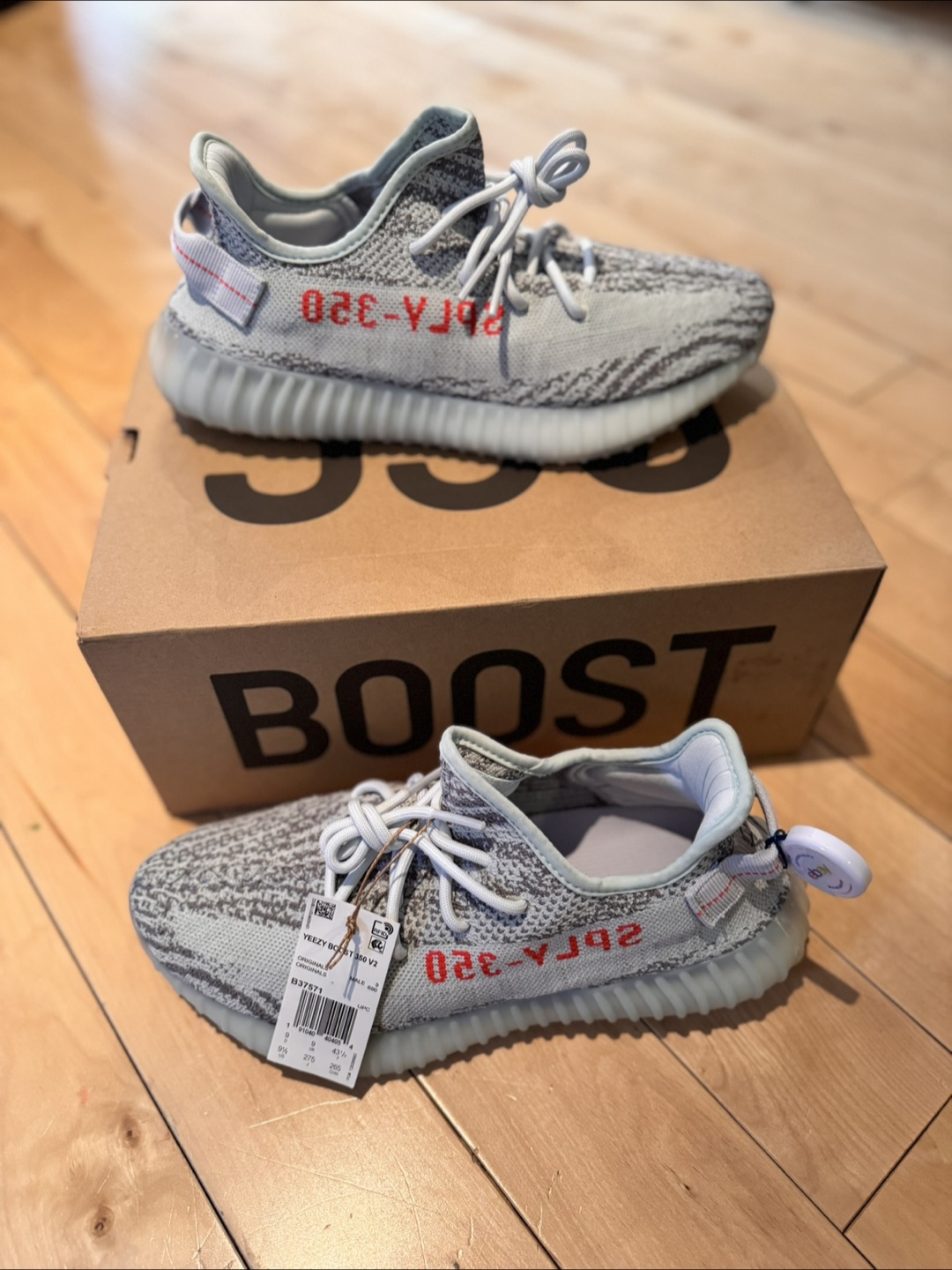 Adidas Yeezy Boost 350 V2 Sneakers - Size 9.5 US