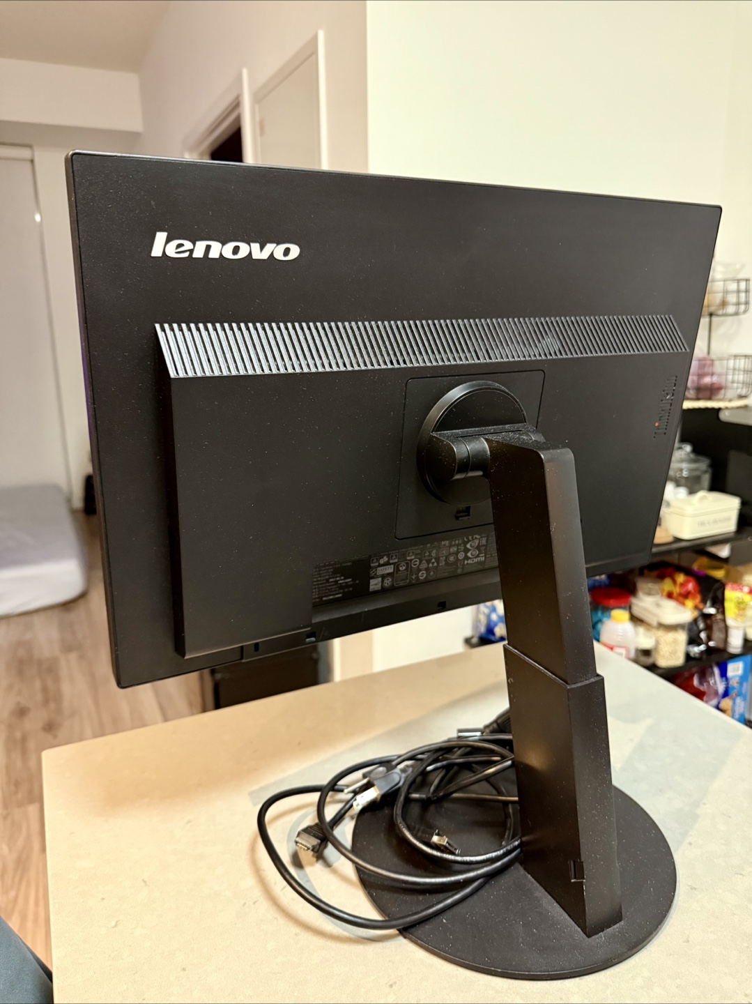 Lenovo Monitor - photo 3
