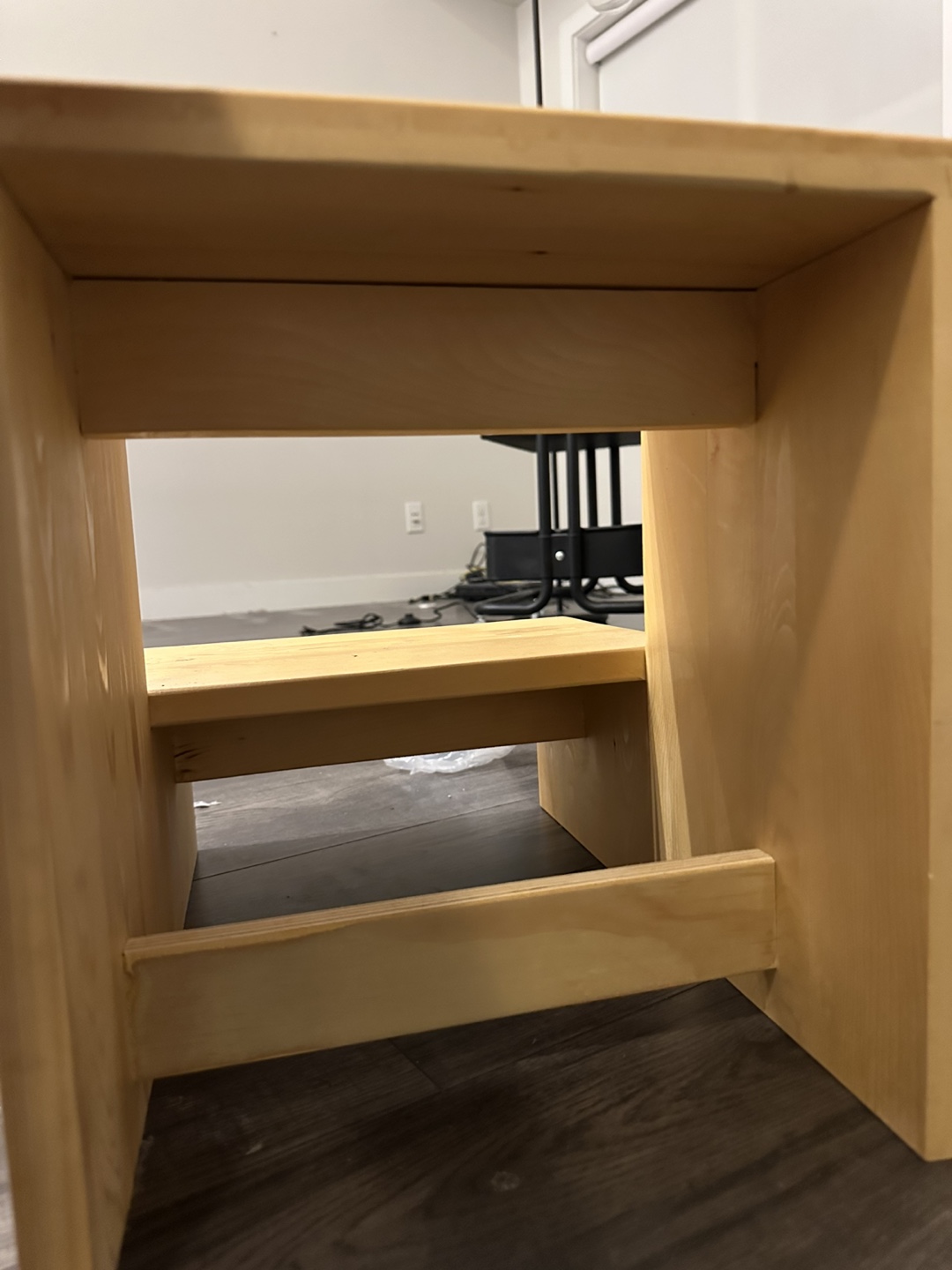 Wooden Two-Step Stool/Portable Stairs - photo 5