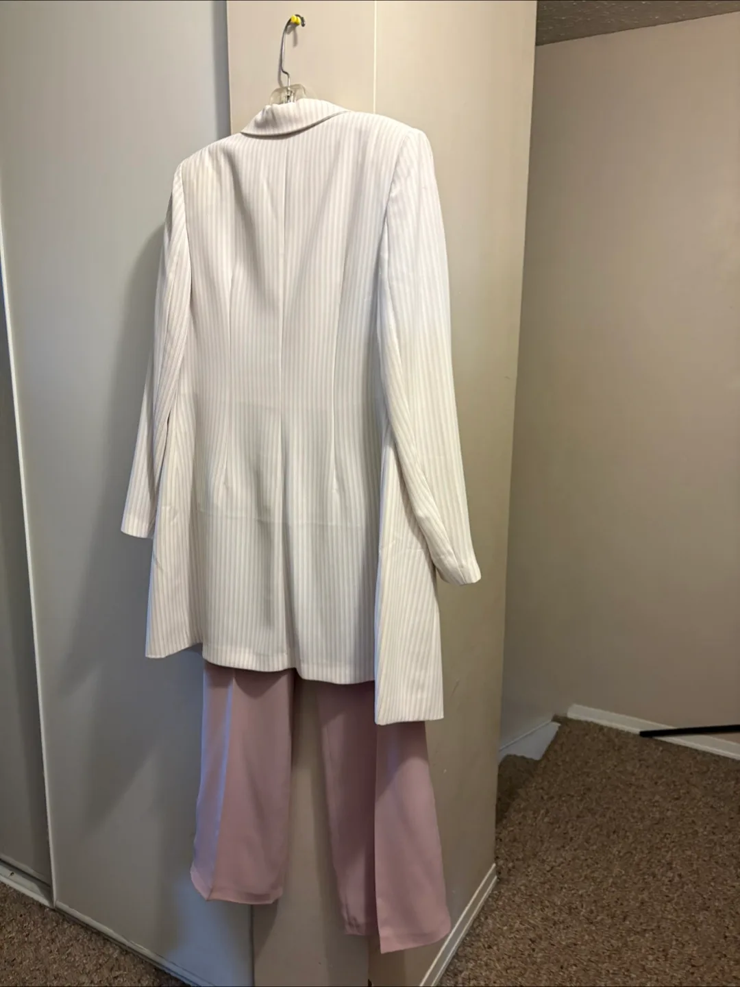 Fascino Women's Size 40 Pant Suit image indicator(2)