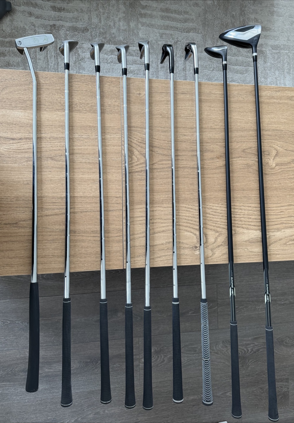 Pre-owned Golf Club Set with Bag - photo 3