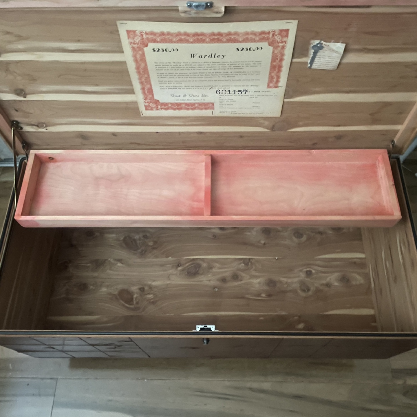 Vintage Wardley Cedar Chest w Key Mid-Century Storage - photo 2