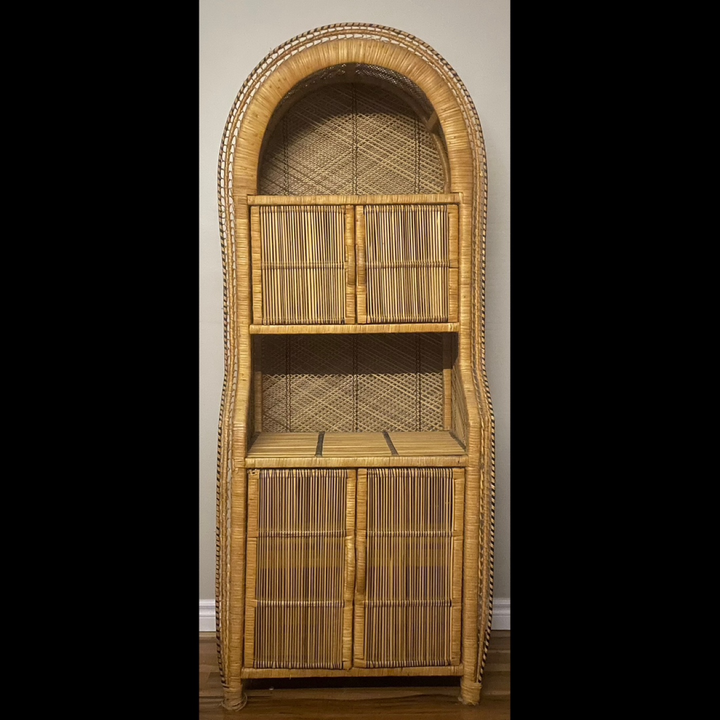 Vintage Rattan Bookcase / Shelf Unit – Boho Style