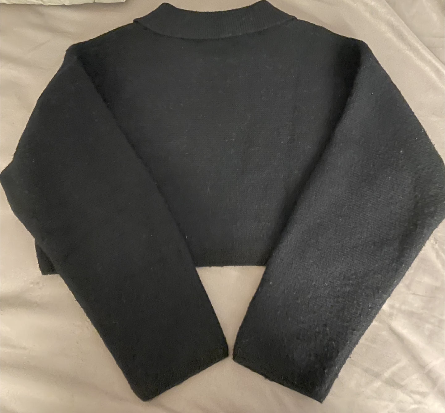 Moving sale-Black cropped collared sweater - photo 2