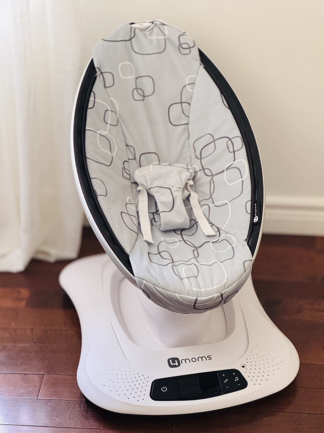 Freshly Cleaned!! 4moms Mamaroo 4.0 Infant Swing - photo 5