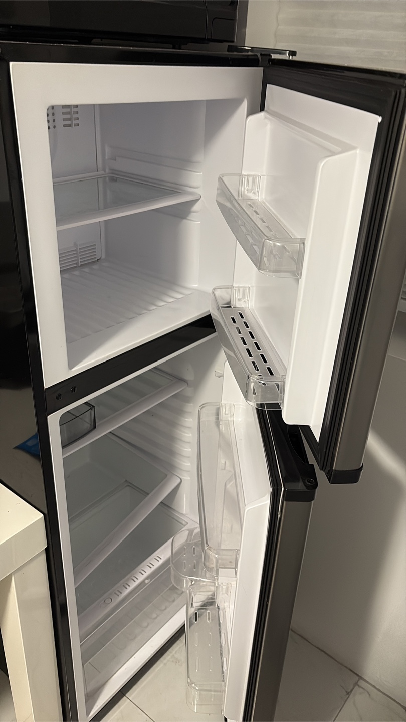 Refrigerator - Stainless Steel - photo 3