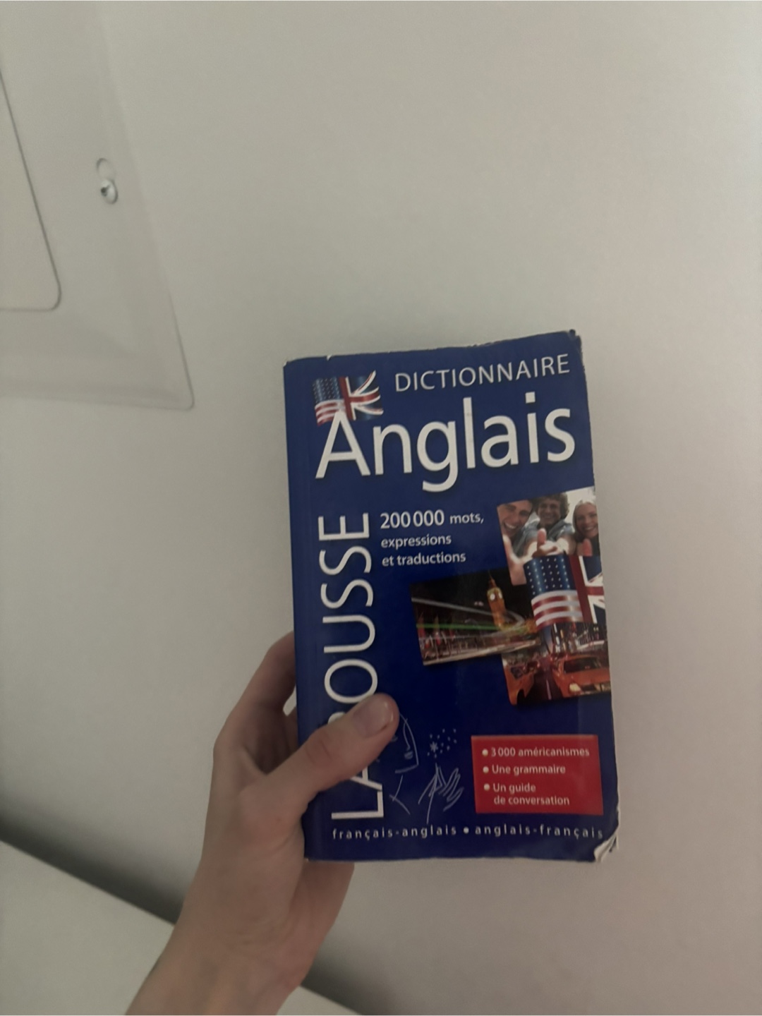 Larousse Dictionnaire Anglais French-English Dictionary