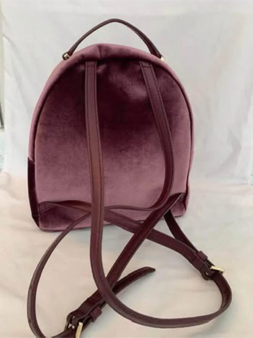 🤩RARE🤩💯% Authentic Kate ♠️Dawn Place Velvet Backpack Bag image indicator(8)