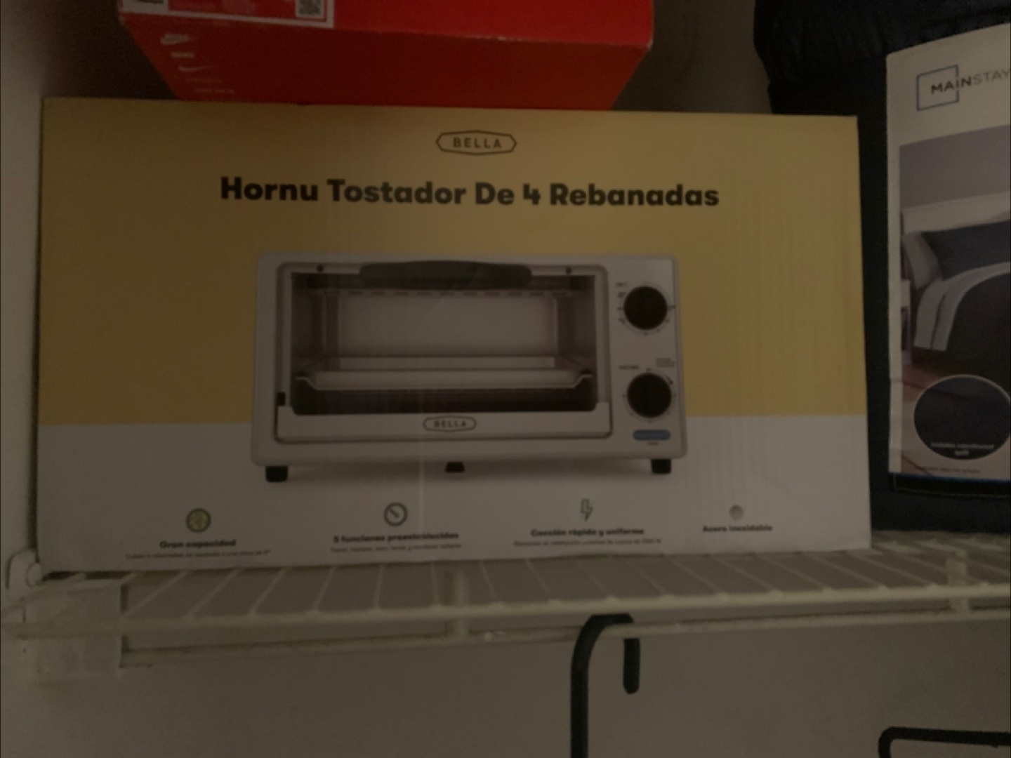 Bella 4-Slice Toaster Oven - New in Box