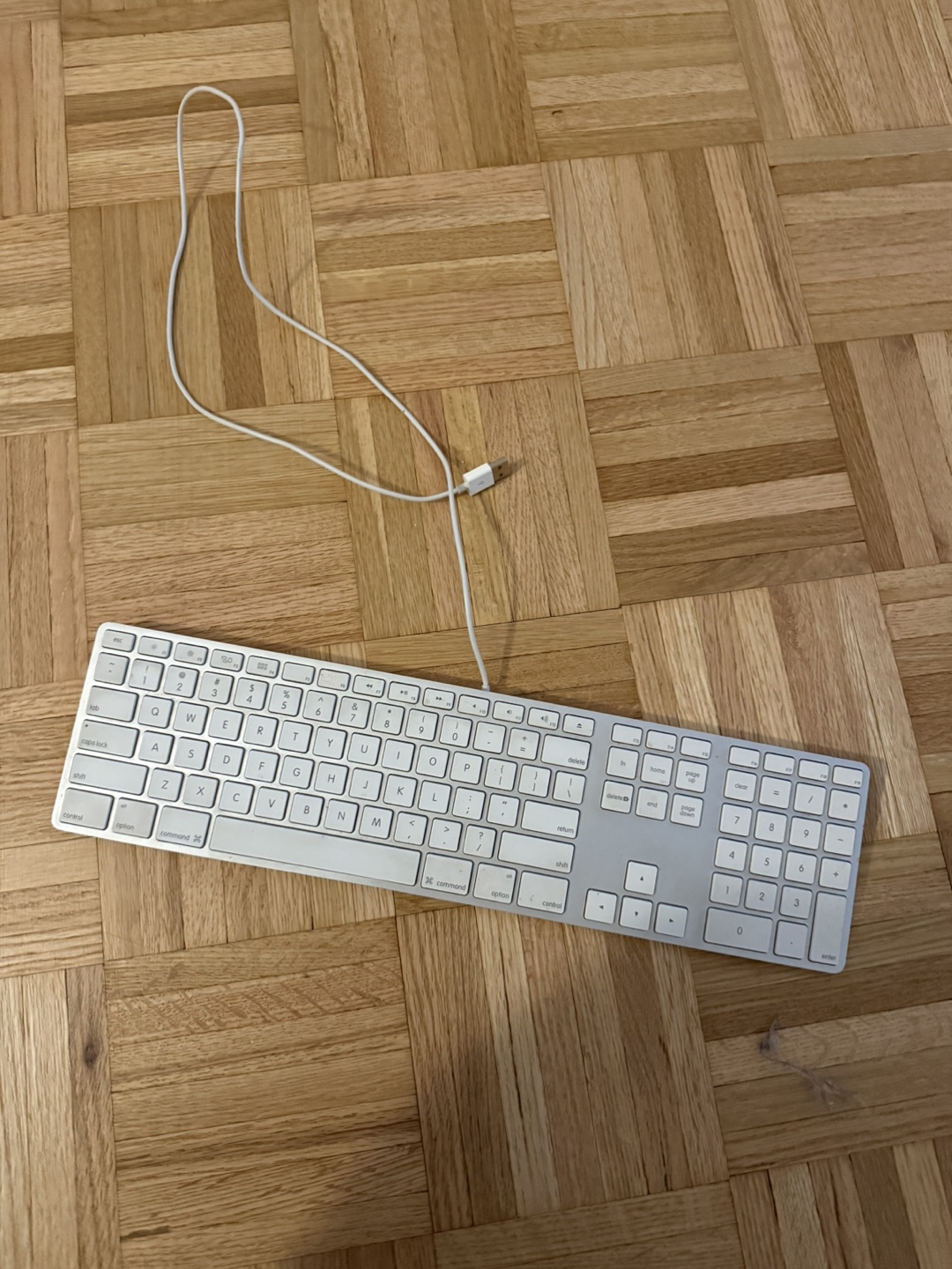 Apple Keyboard - USD Connection