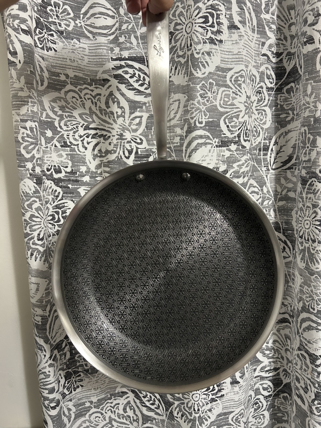 Lagostina resist-clad skillet. - photo 3