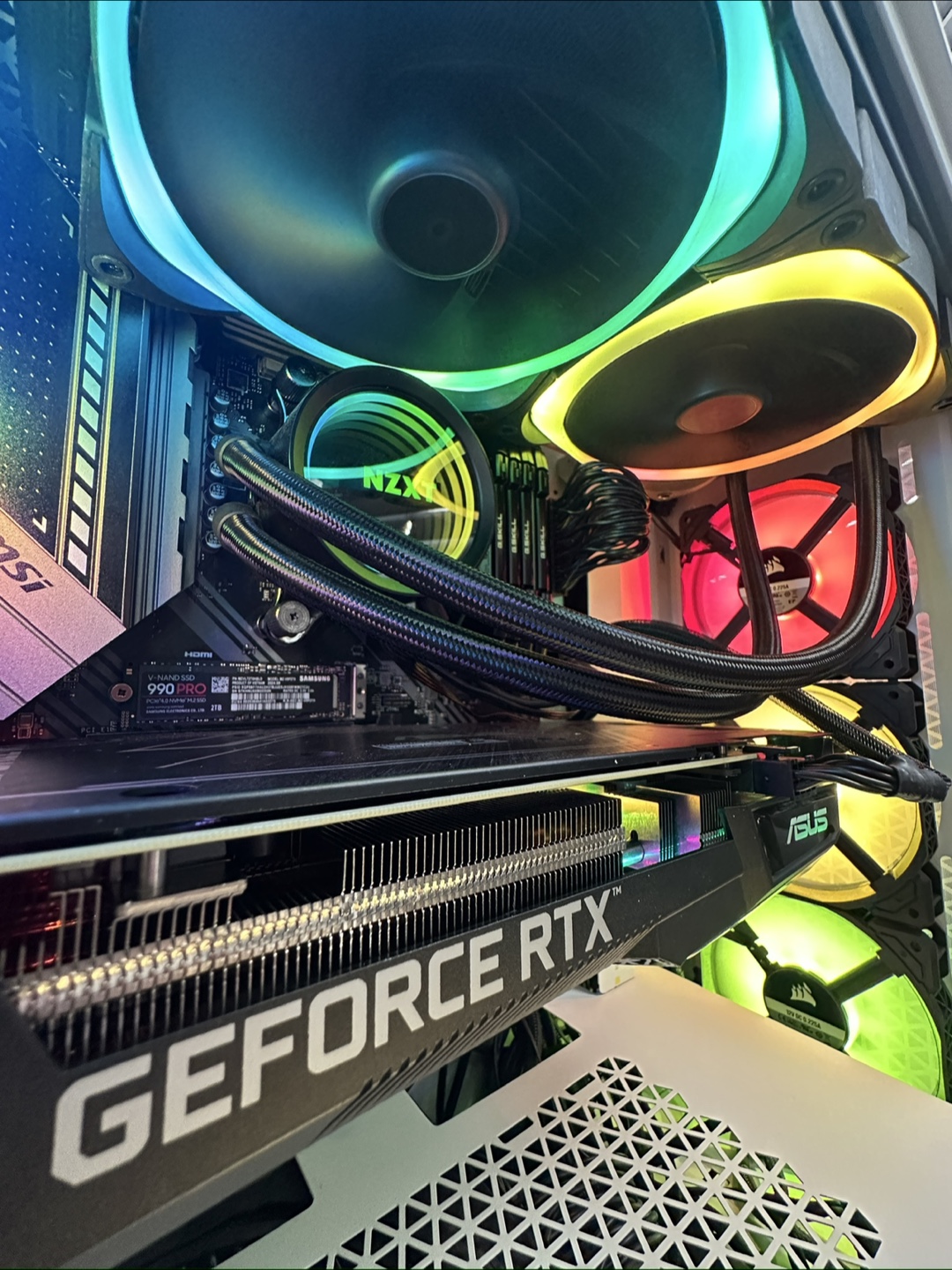 Custom Gaming PC With 3060Ti + Ryzen 9 3900XT