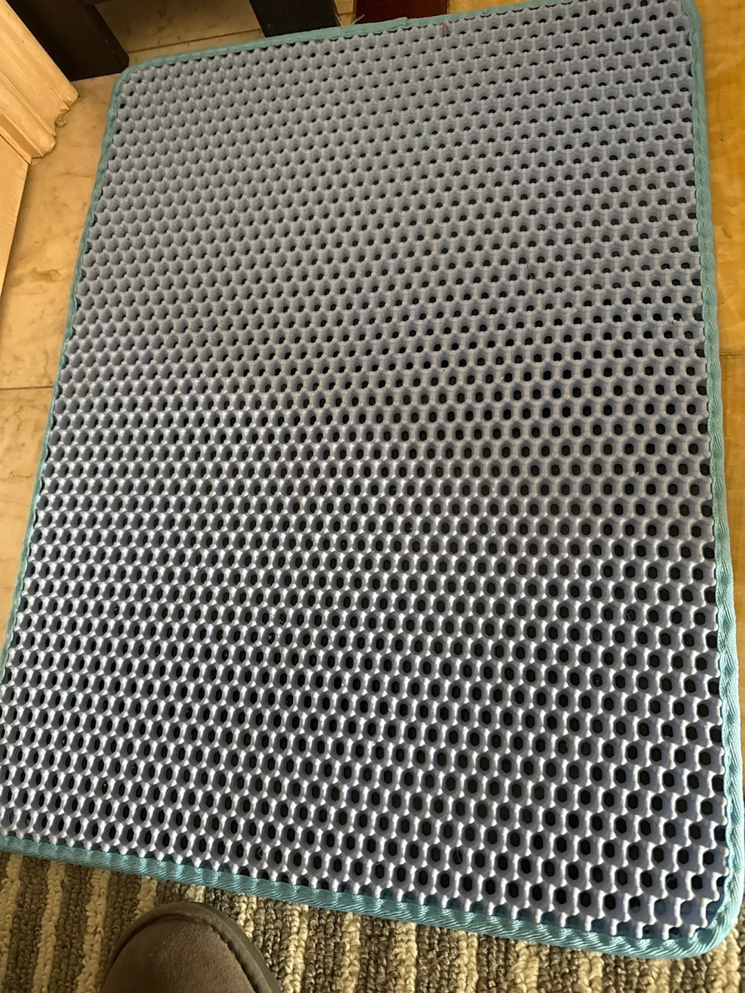 Litter mat for cats or dogs thumbnail