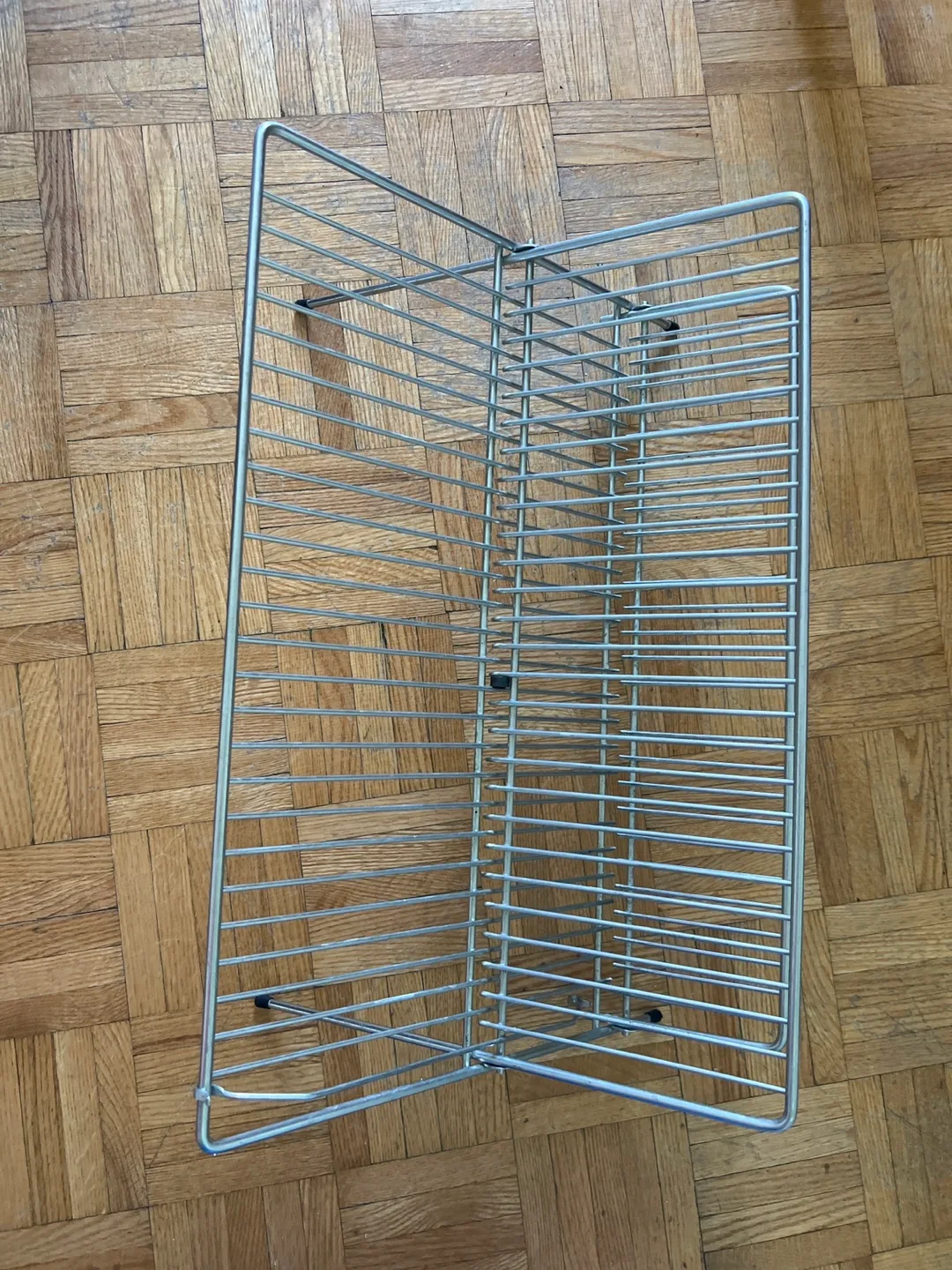 Chrome Wire Magazine Rack thumbnail