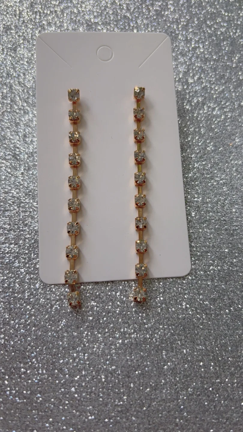 Gold Rhinestone Dangle Earrings image indicator(3)