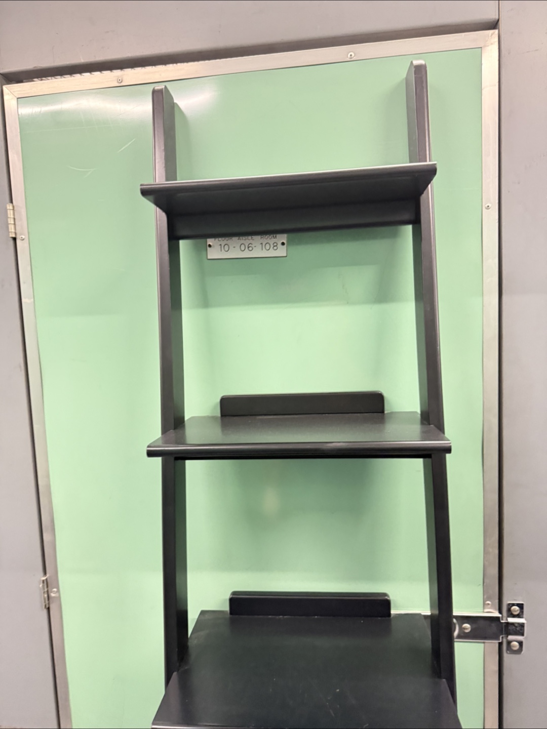Black Ladder Shelf - photo 3