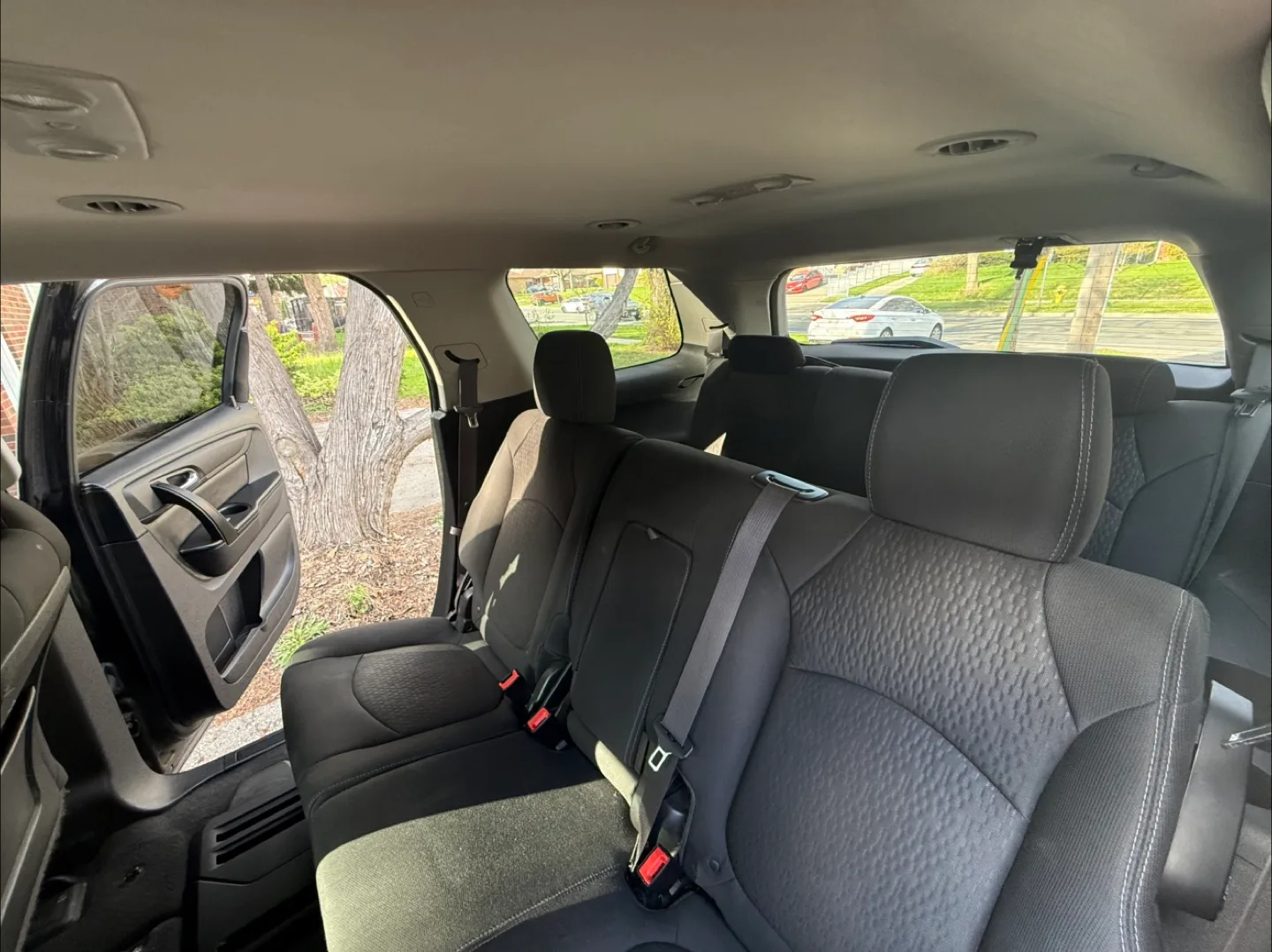 GMC Acadia 2014 image indicator(6)