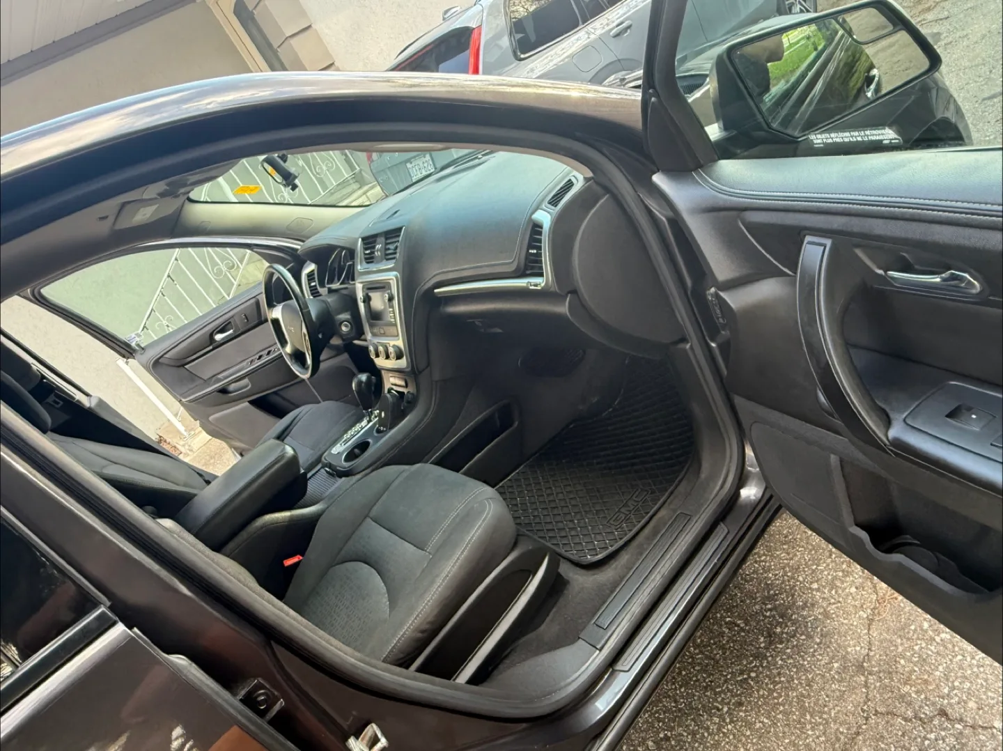 GMC Acadia 2014 image indicator(10)