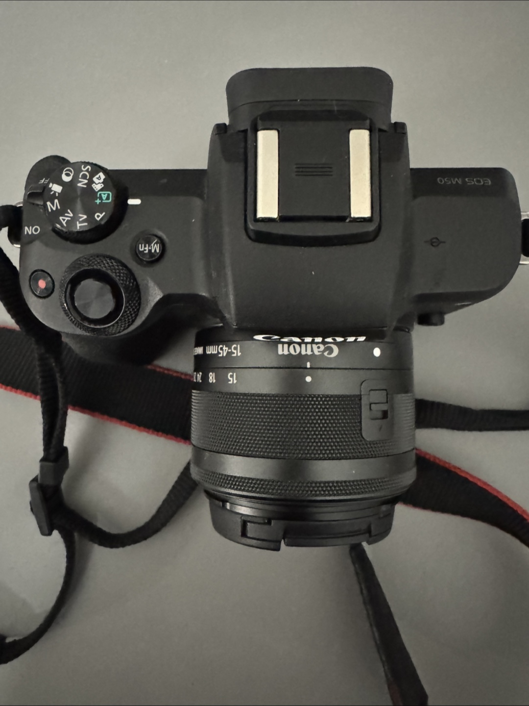 Canon EOS M50 Mirrorless Camera with EF-M 15-45mm Lens - photo 4