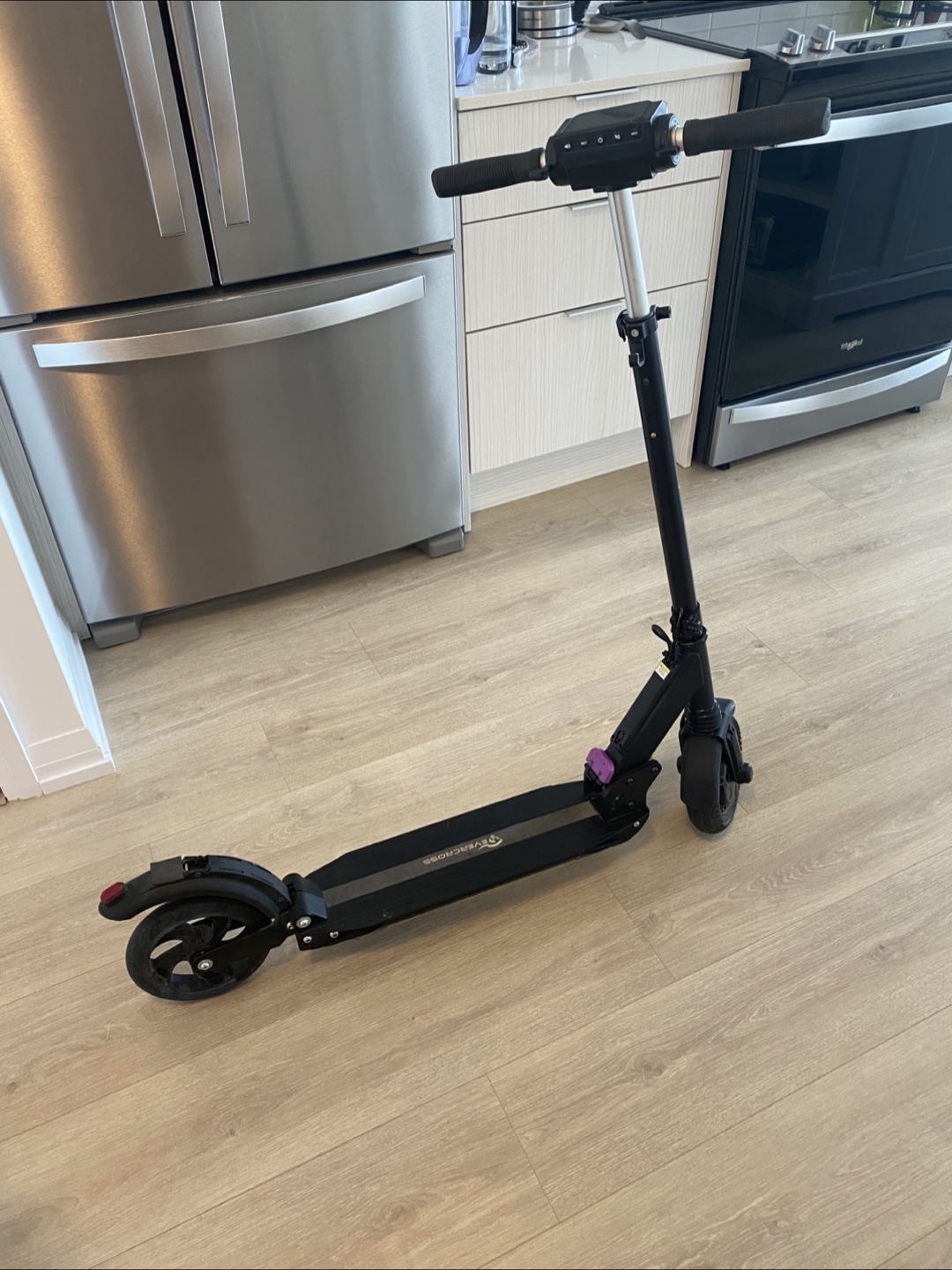 EVERCROSS Electric Scooter - Foldable Commuter - photo 2