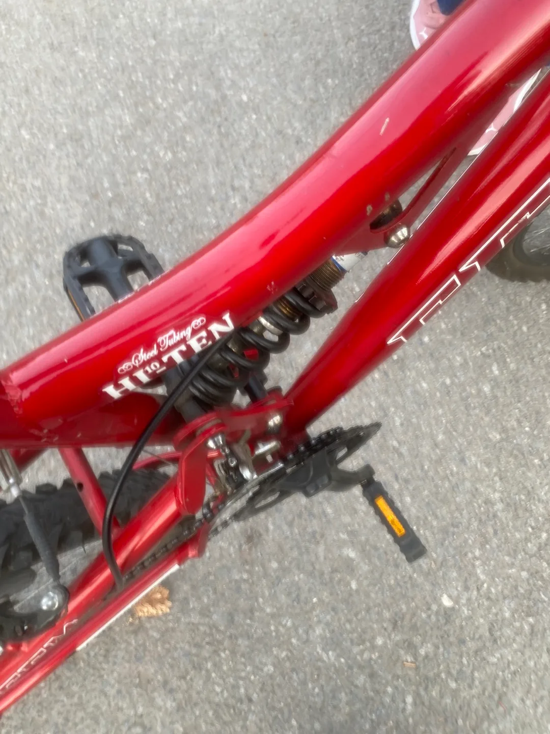 HUTTEN Red Mountain Bike image indicator(4)