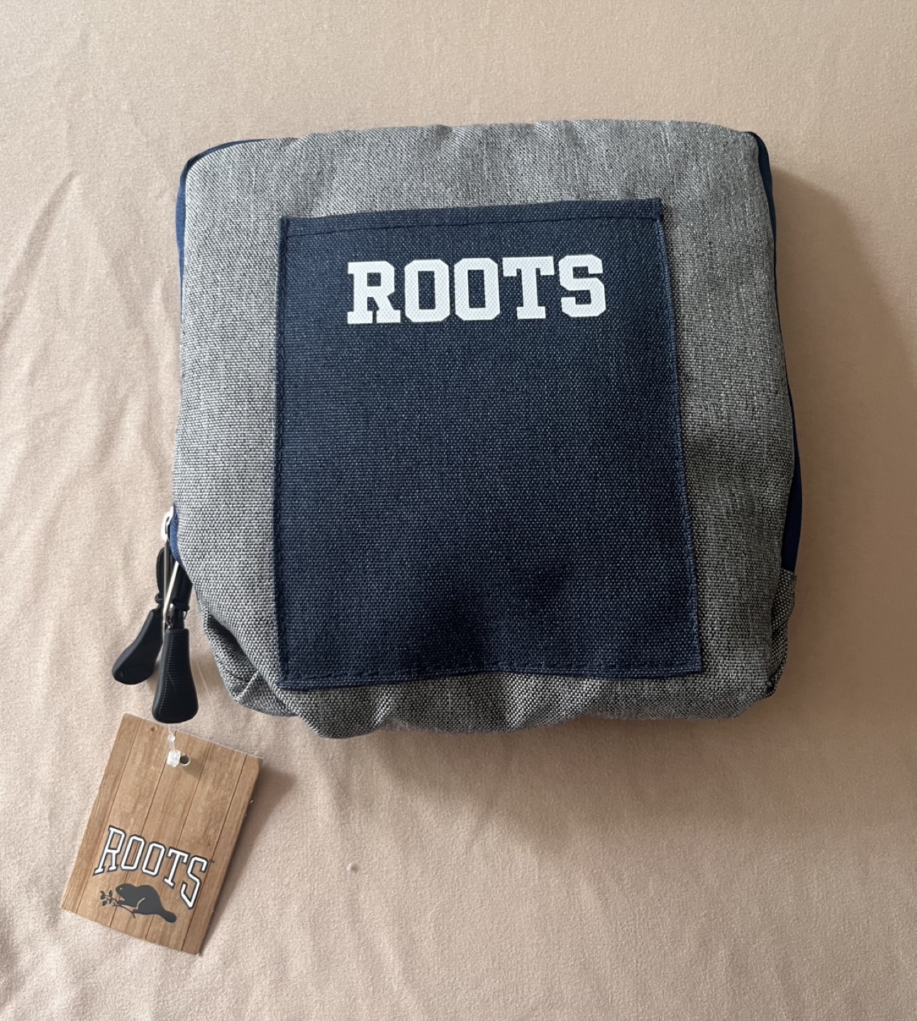 Roots Tote Bag (in package)