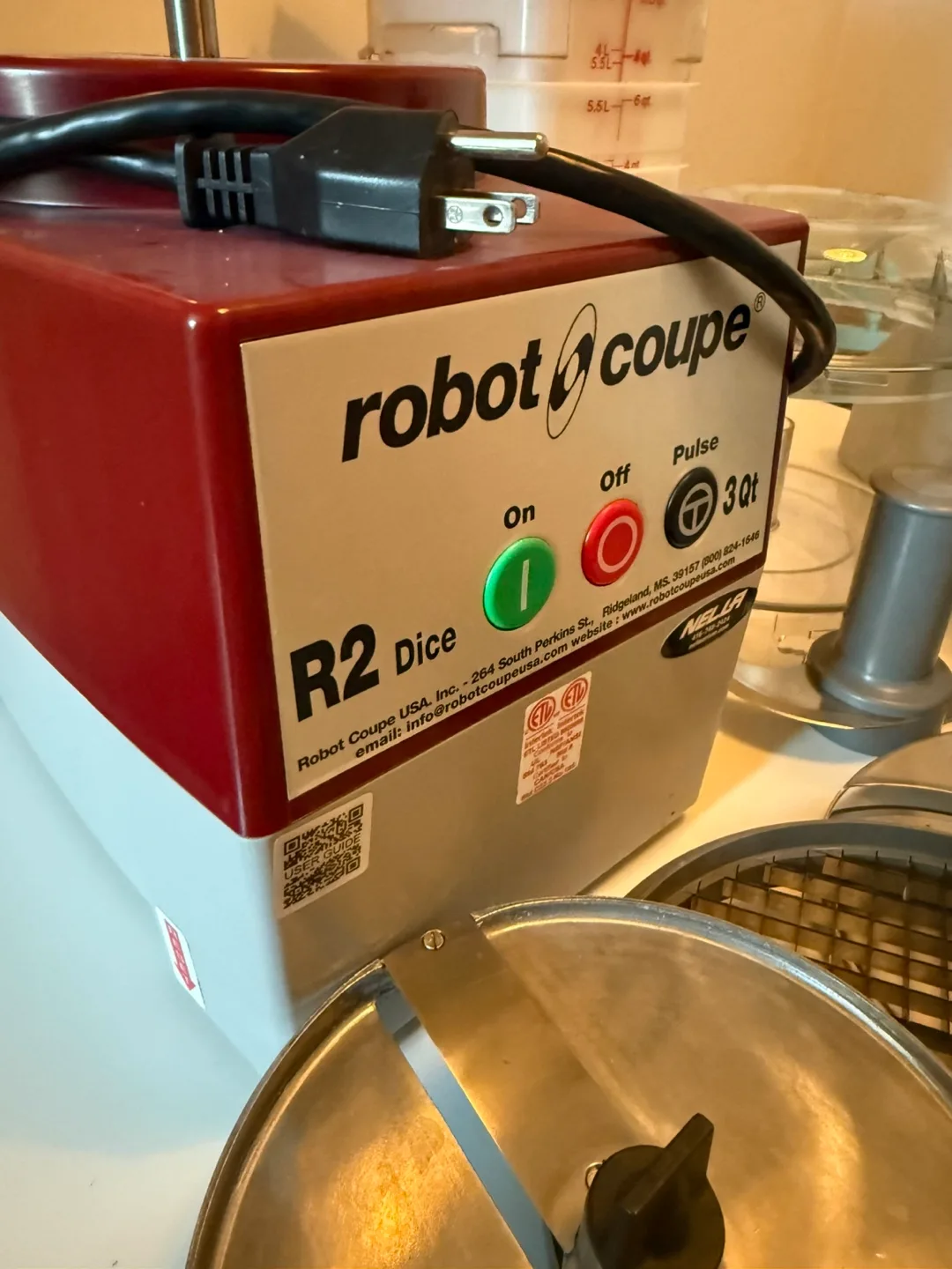 Robot Coupe R2 Dice 3qt Food Processor thumbnail