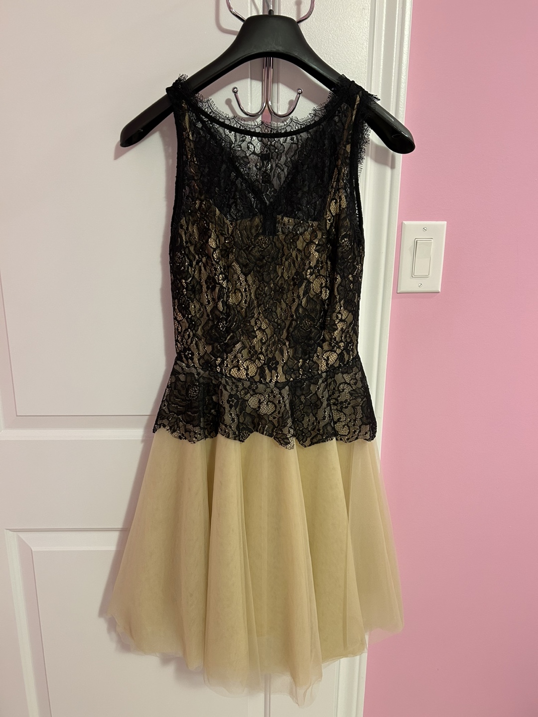 Black and Beige Lace Cocktail Dress - photo 5