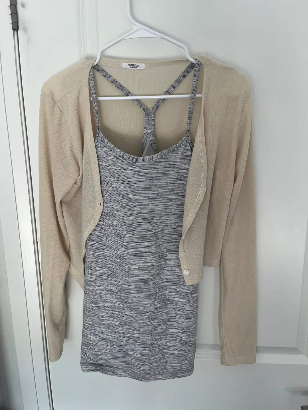 Lululemon Tank Top and Cardigan bundle deal thumbnail