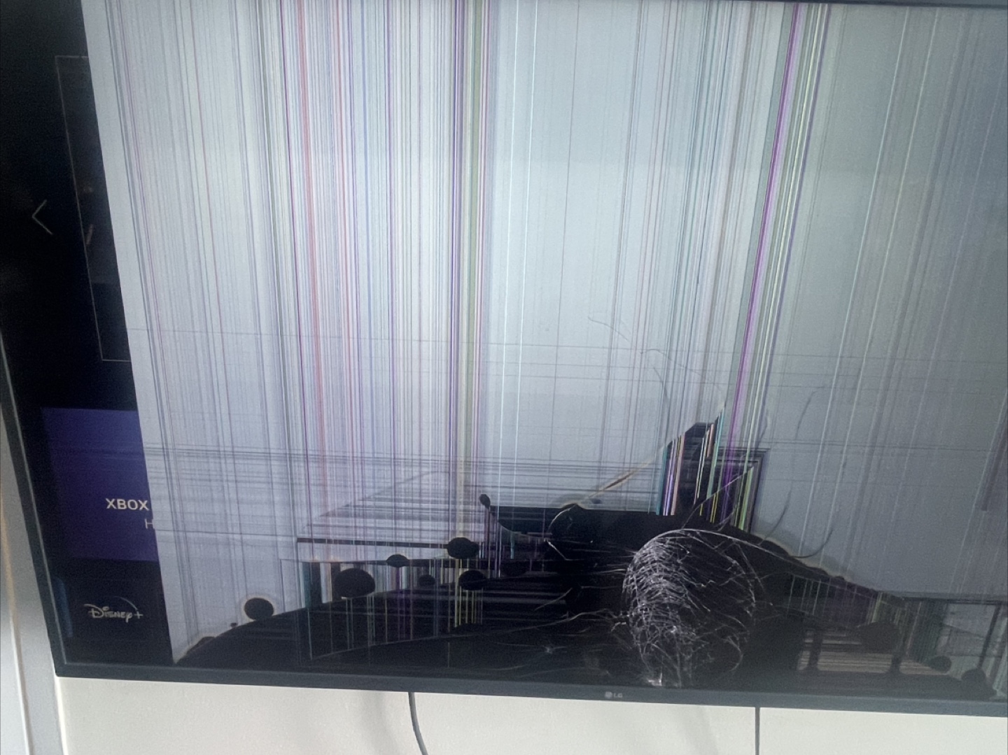 LG 55UP7560AUD 55-inch Smart TV - For Parts or Repair - photo 5