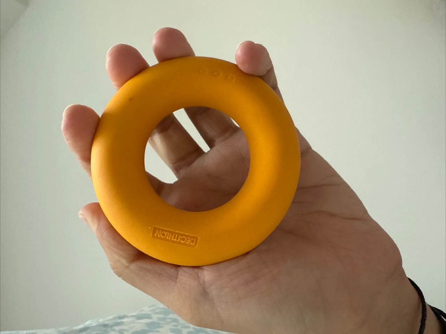 Decathlon Hand Grip Strengthener thumbnail