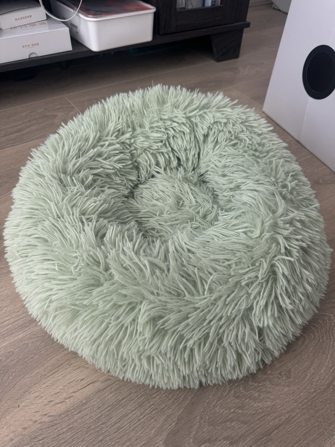 Fluffy Round Pet Bed - Mint Green