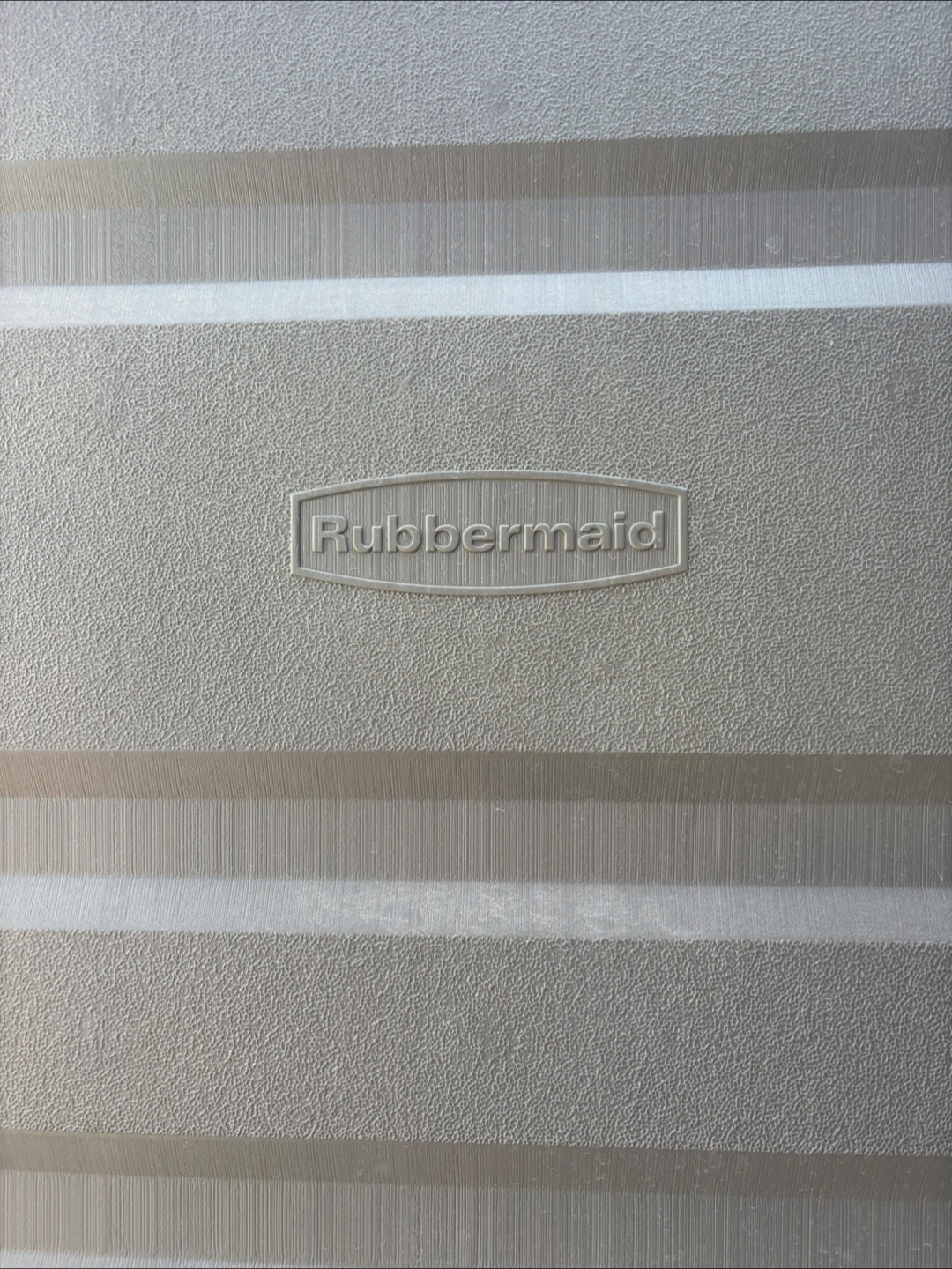 Rubbermaid Big Max Junior Resin Garden Shed - photo 3