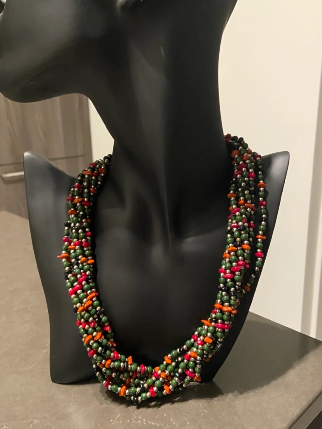 Vintage Multi-strand Stones Necklace with  Clasp Closure thumbnail